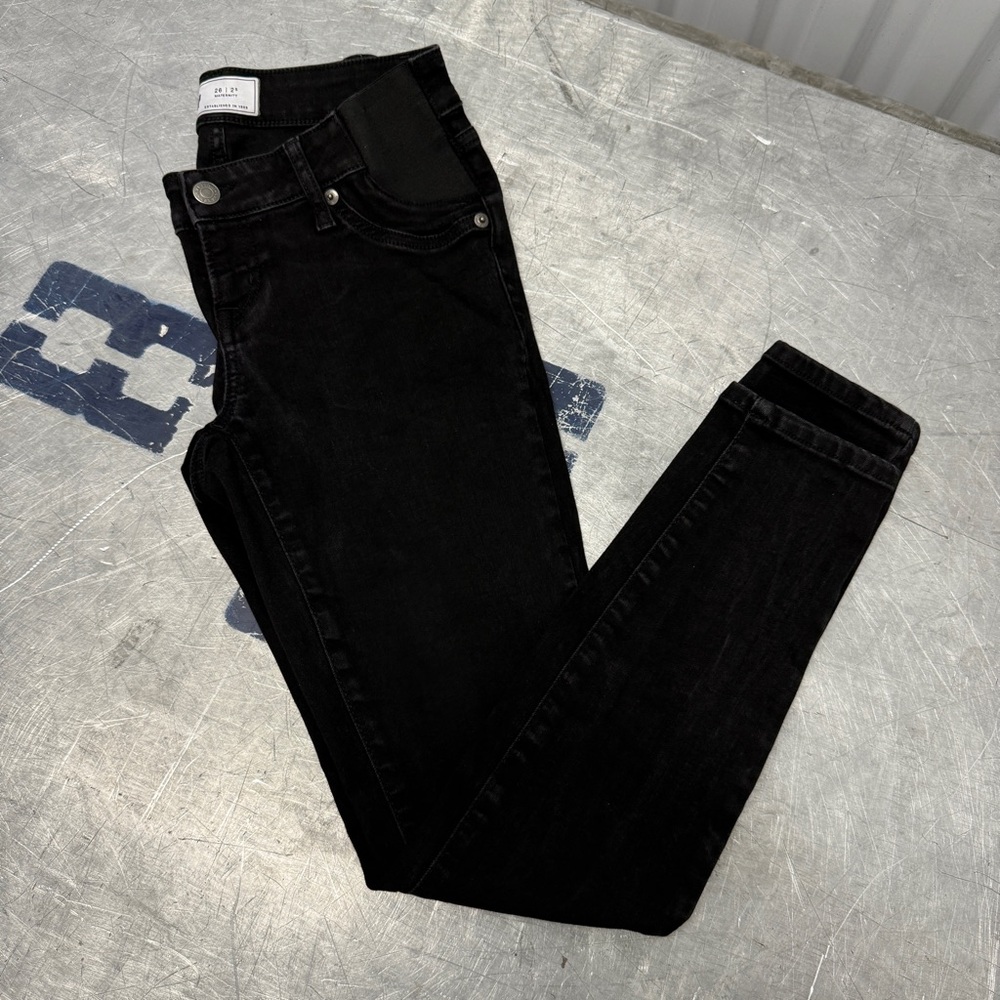 Gap Women’s Black Maternity Low Rise Skinny Jeans Size 2 Short